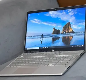 New Laptop HP Pavilion 15 8GB Intel Core I5 HDD+SSD 1T