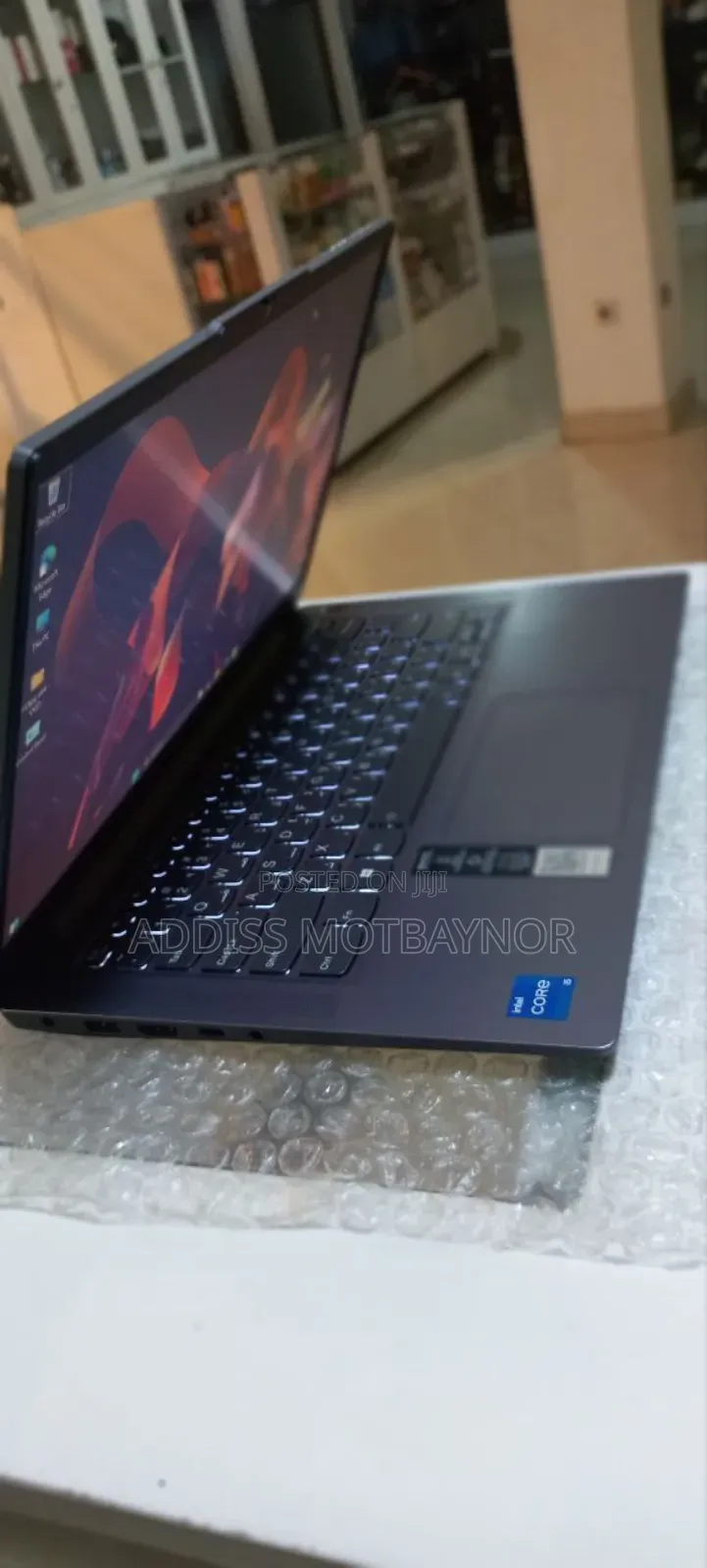 New Laptop Lenovo Ideapad 3 8GB Intel Core I7 SSD 512GB