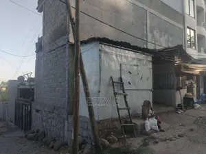 7bdrm House in Nifas Silk-Lafto for sale