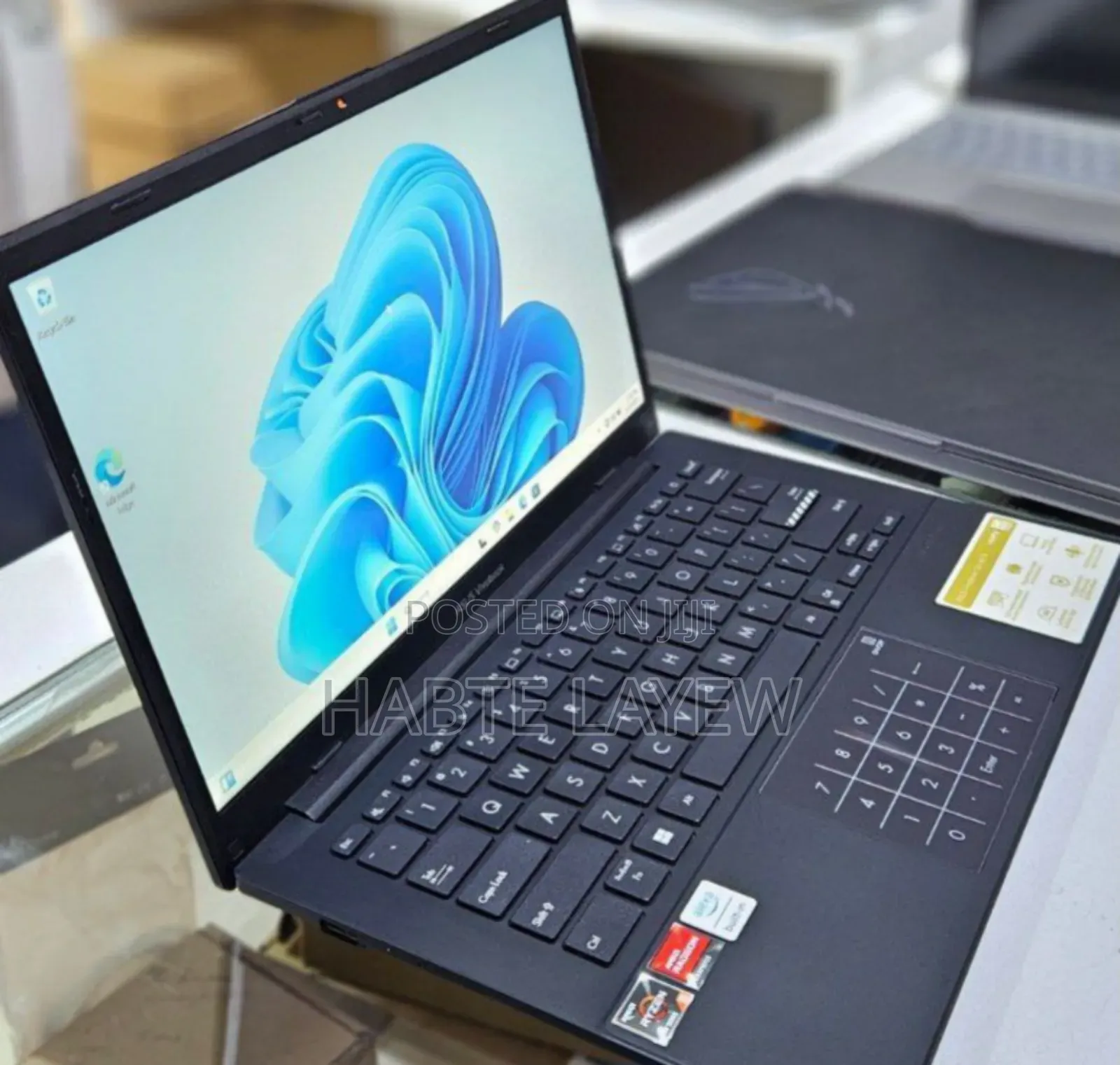 New Laptop Asus VivoBook 15 X505BA 16GB AMD Ryzen 5 SSD 512GB