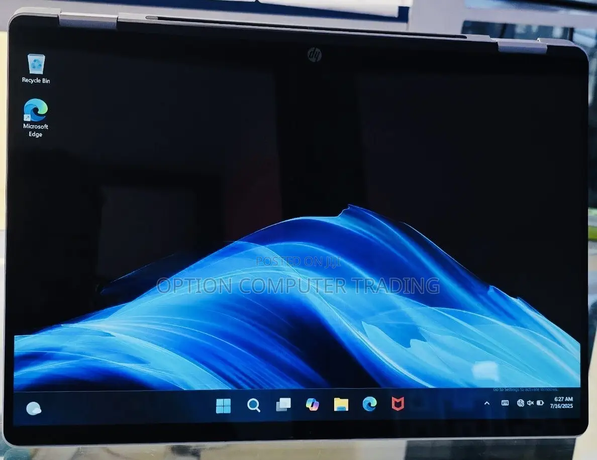 New Laptop HP OmniBook 5 Flip 16GB Intel Core 5 SSD 512GB