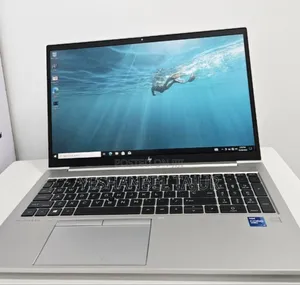 New Laptop HP EliteBook 840 G8 16GB Intel Core I7 SSD 512GB
