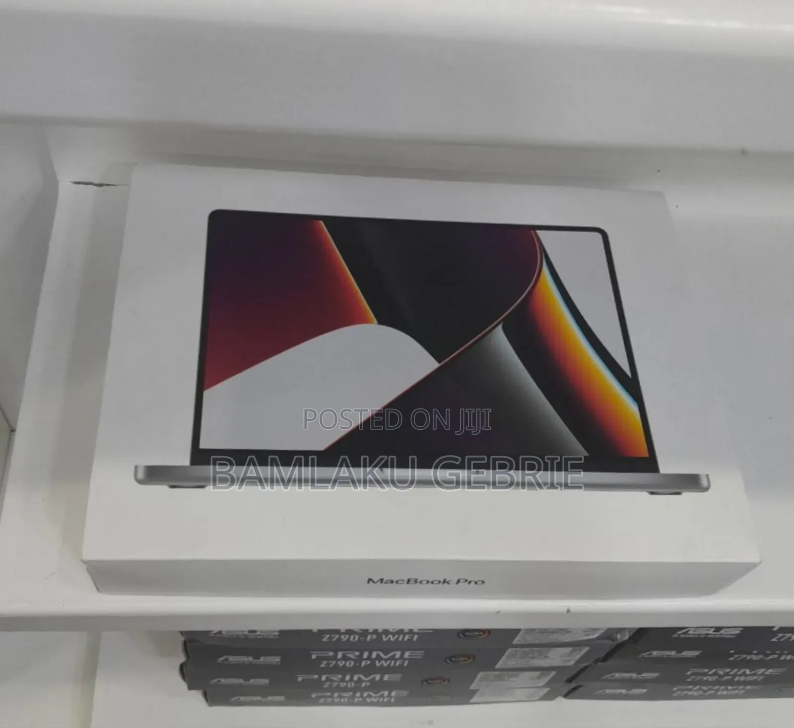 New Laptop Apple MacBook Pro M1 64GB Apple M1 Max SSD 1T