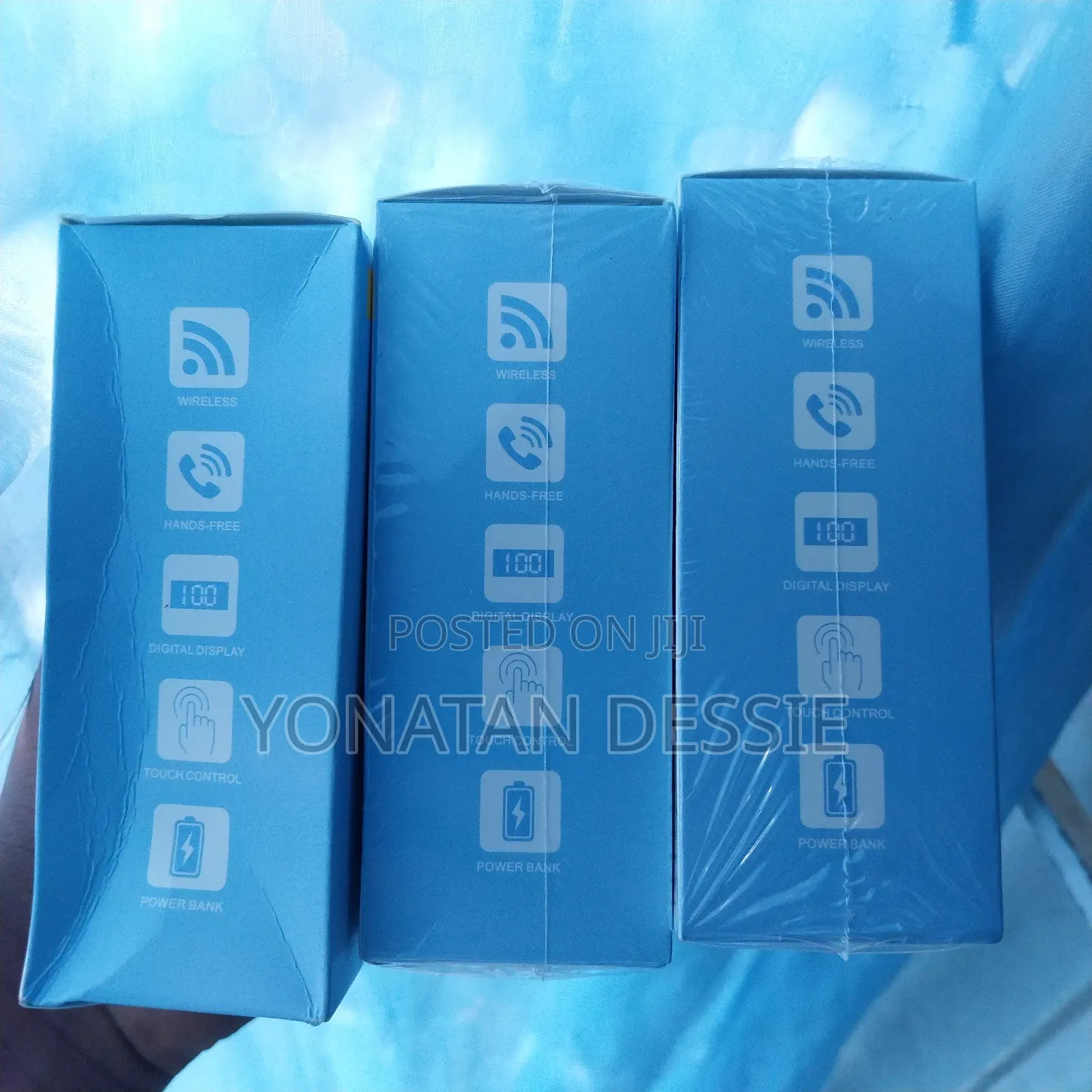 Wireless Earbuds With Power Bank