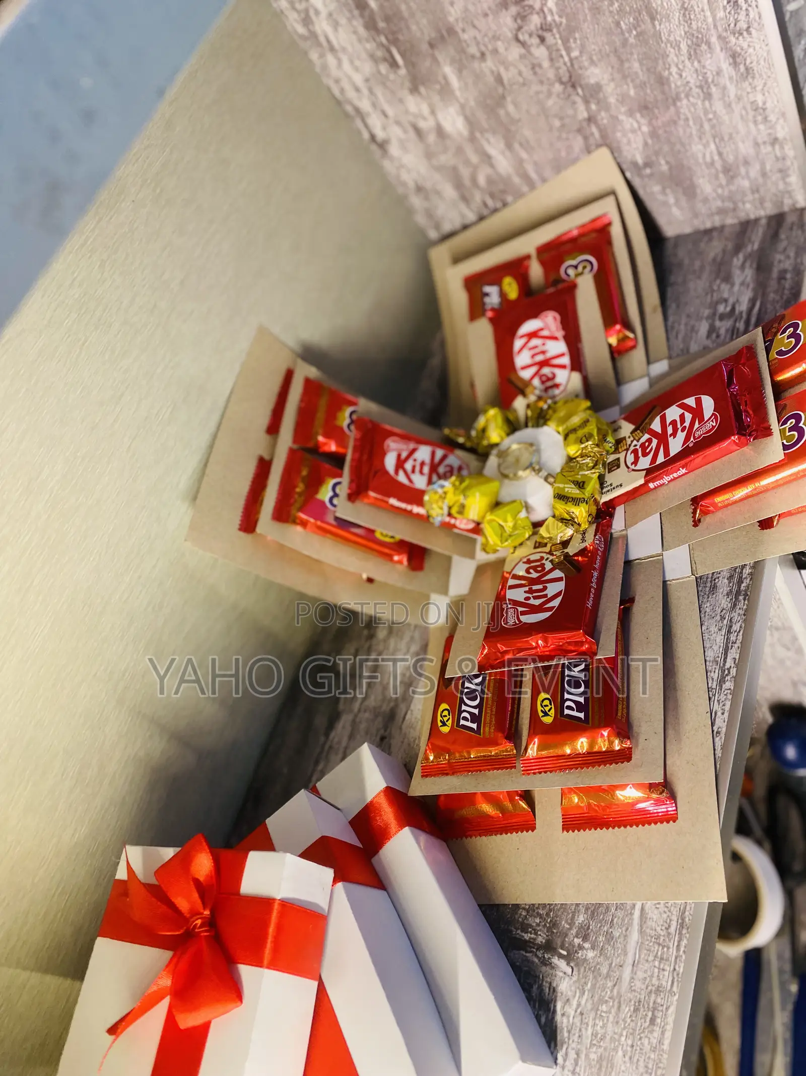 Chocolate Tekafach ባለ አራት ቸኮሌት