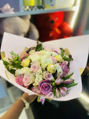 Flower Bouquet With 4psc Chocolate