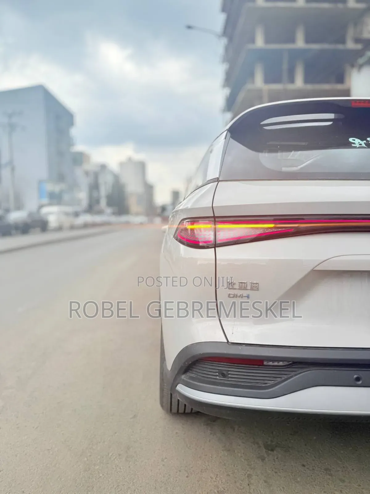 New BYD Seal DM-i 2025 Off white