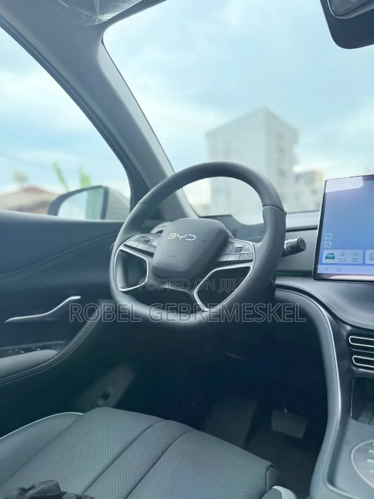 New BYD Seal DM-i 2025 Off white