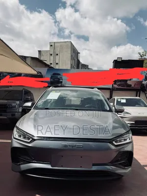 New BYD E2 43 kWh 94 hp FWD 2025 Silver