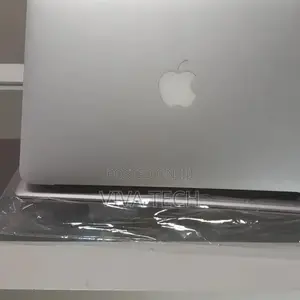 New Laptop Apple MacBook Air 2015 8GB Intel Core I5 SSD 128GB