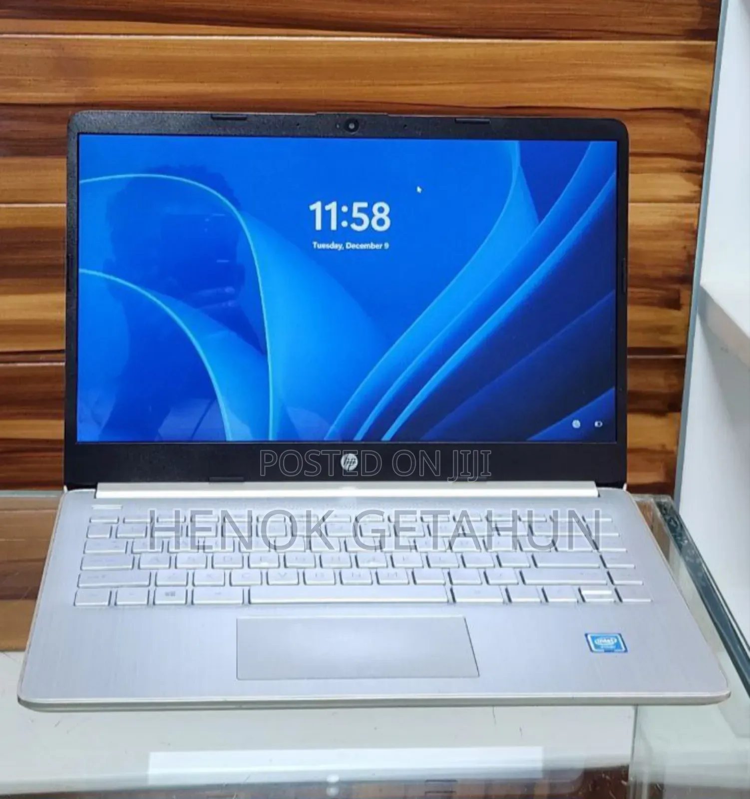 New Laptop HP Stream Notebook 4GB Intel SSD 72GB