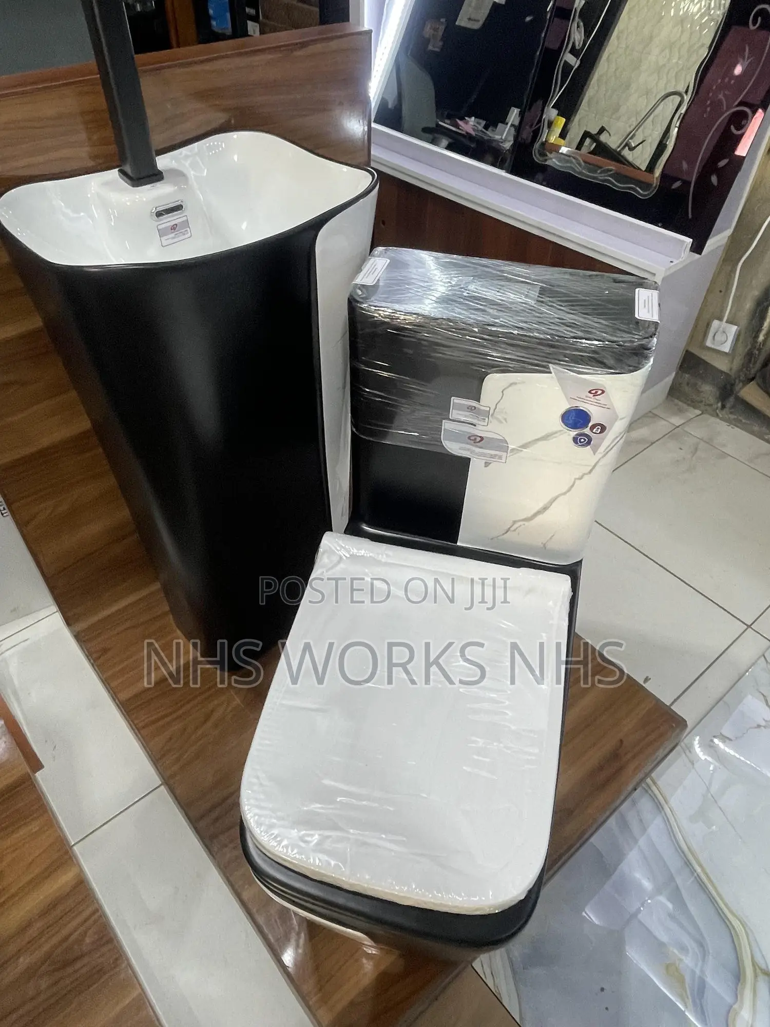 Golden Dragon Hand-Wash Toilet-Seat