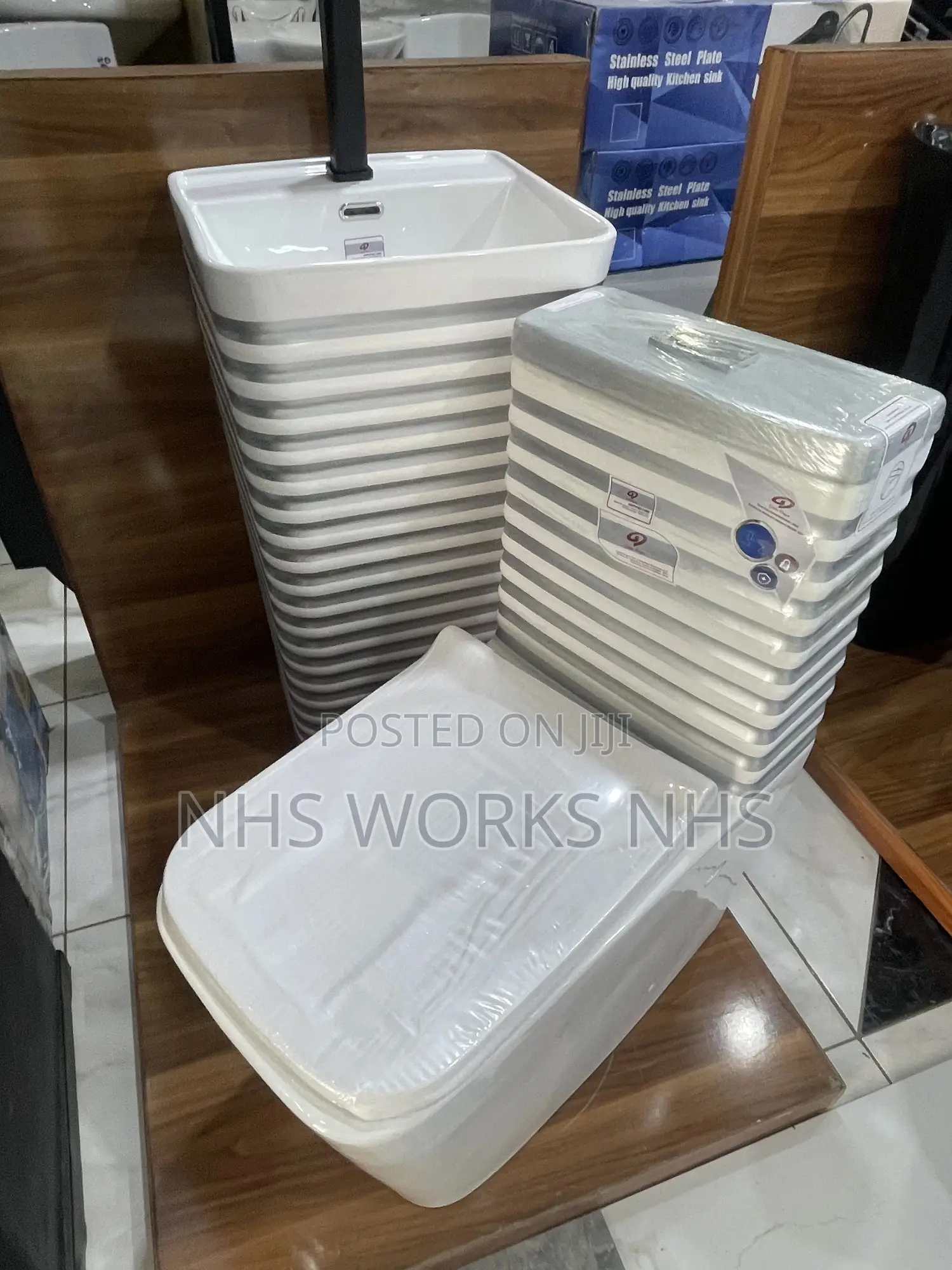 Golden Dragon Hand-Wash Toilet-Seat