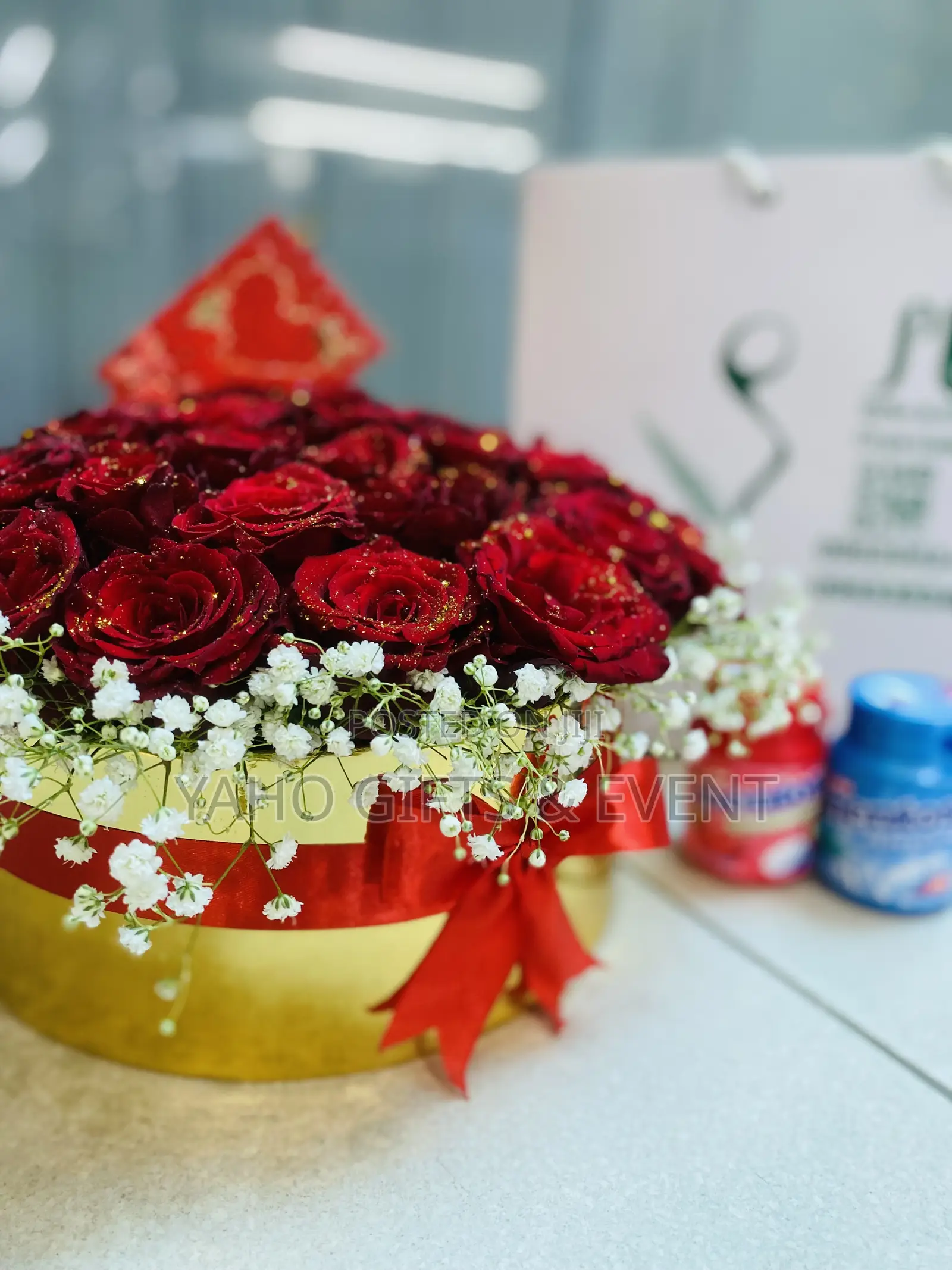 Table Flower Gift With Mentos