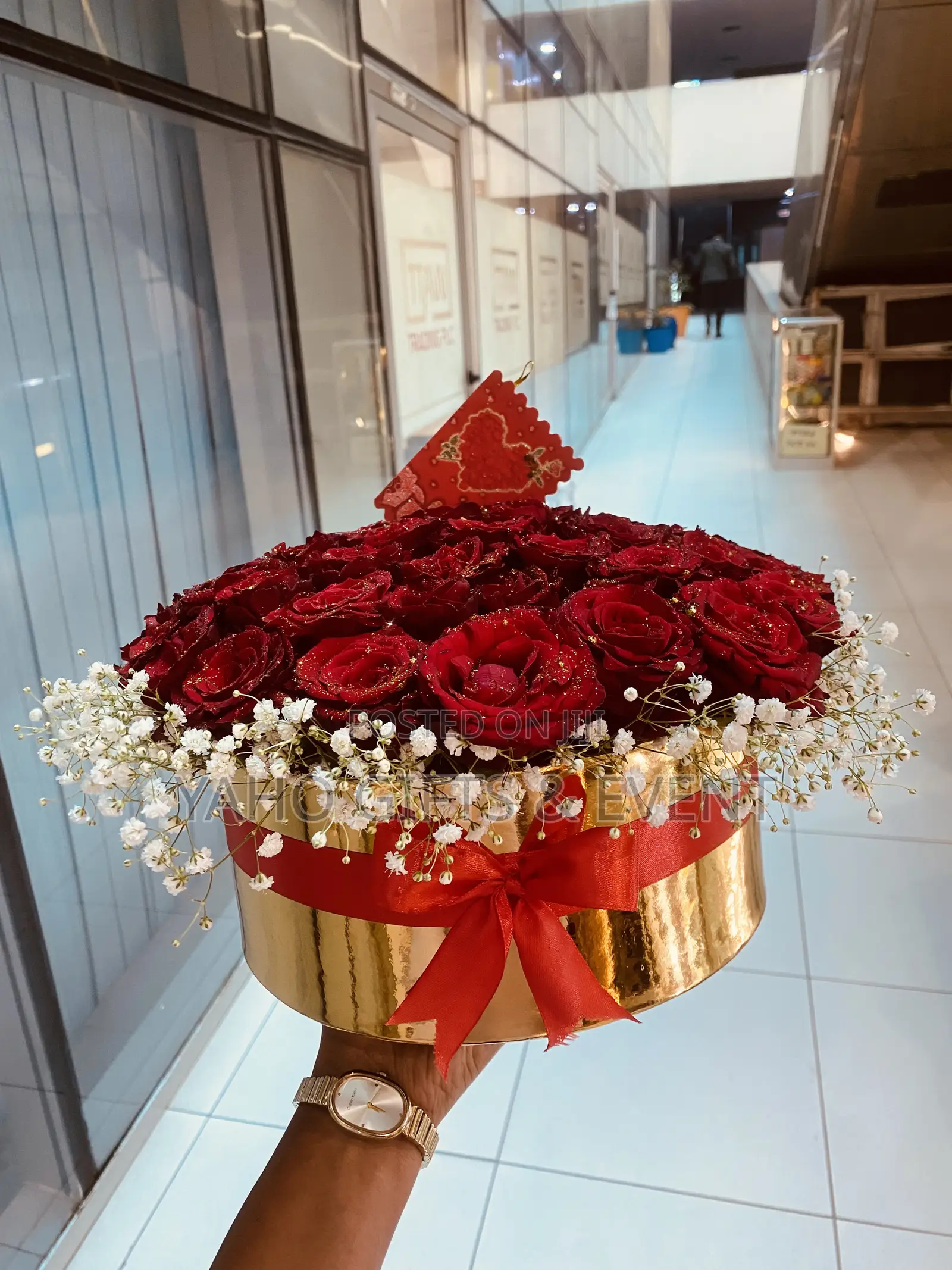 Table Flower Gift With Mentos