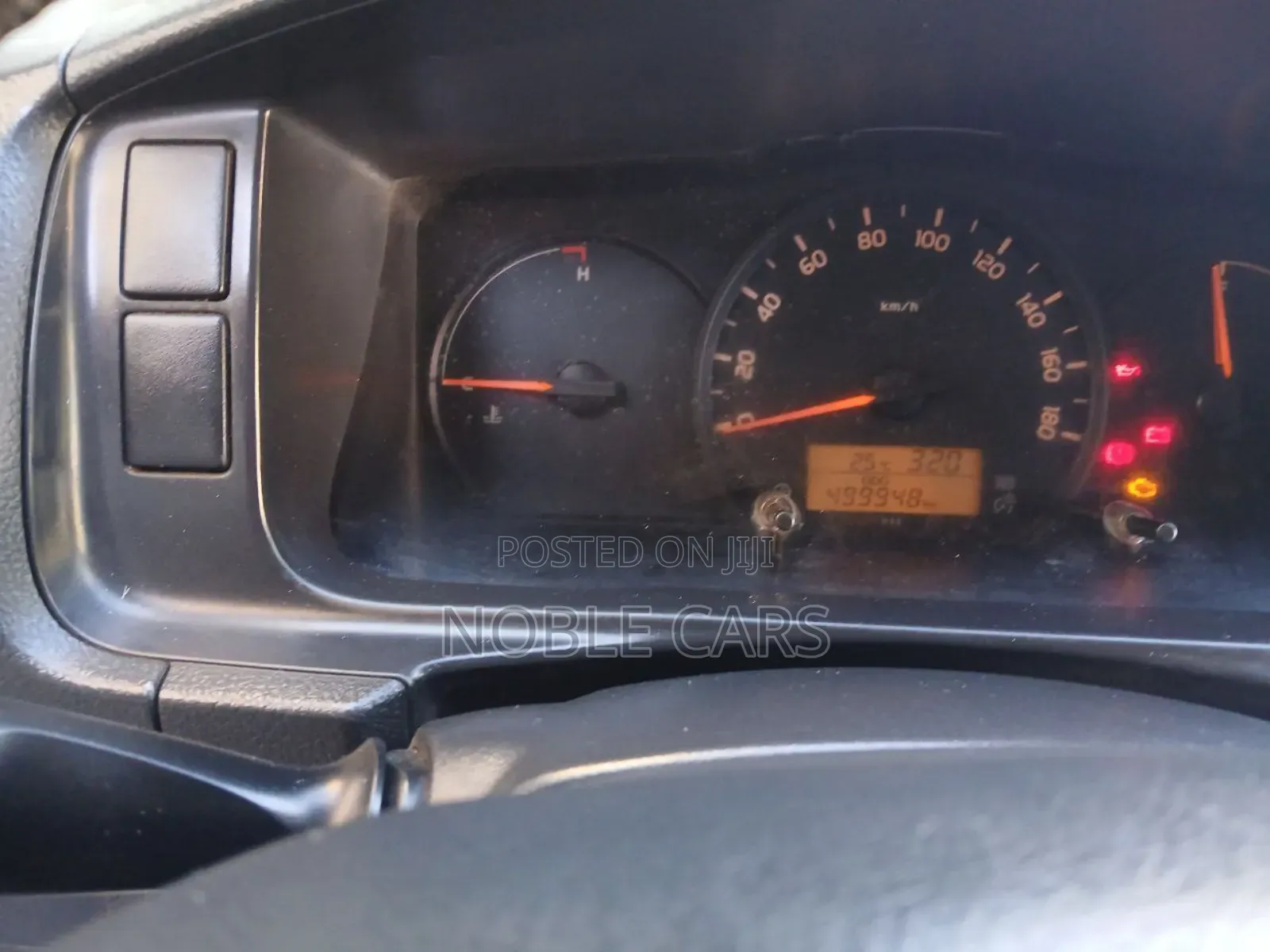 Toyota HiAce 2016 White