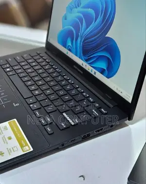 New Laptop Asus VivoBook 15 X505BA 16GB AMD Ryzen 5 SSD 512GB