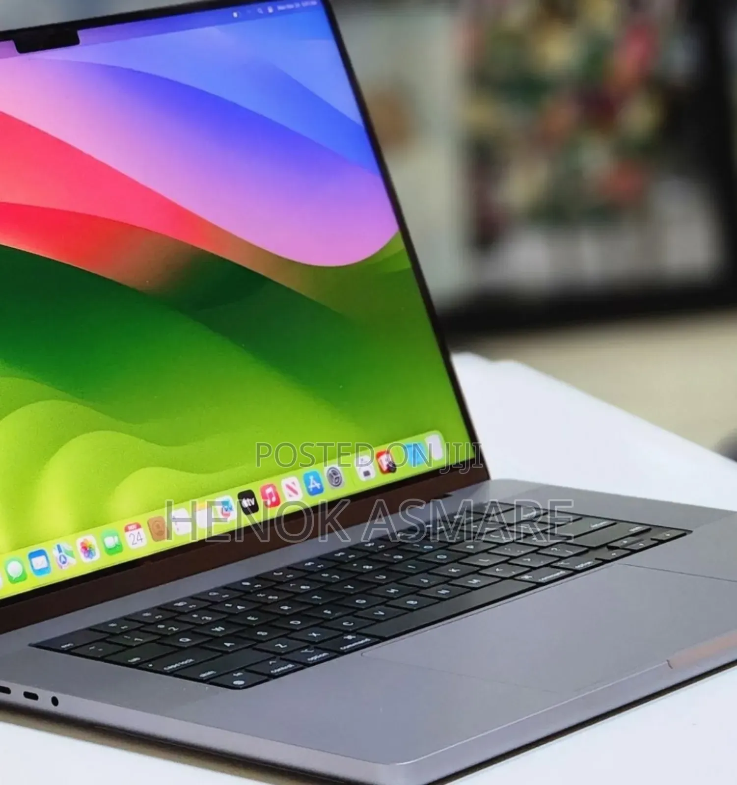 New Laptop Apple MacBook Pro M1 32GB Apple M1 Max SSD 512GB