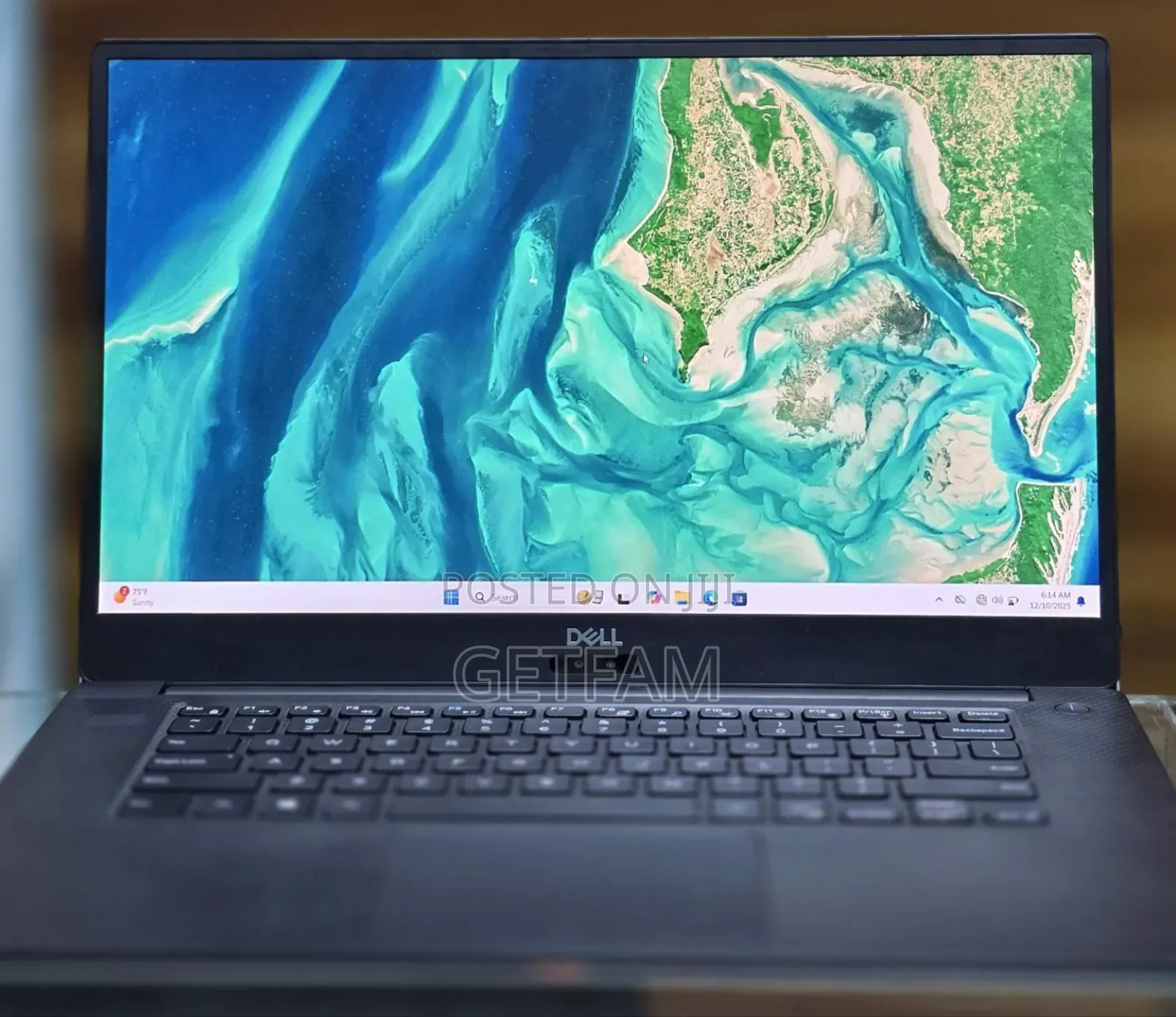 New Laptop Dell Precision 5540 4GB Intel Core I9 SSD 16 GB