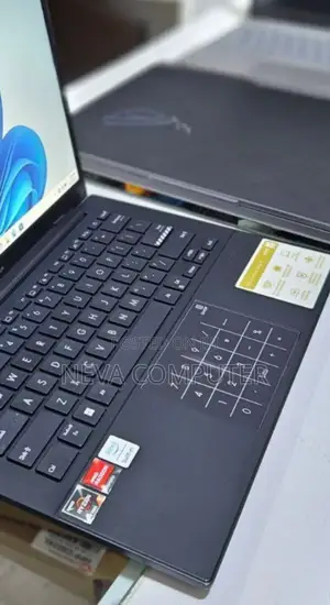 New Laptop Asus VivoBook 15 X505BA 16GB AMD Ryzen 5 SSD 512GB