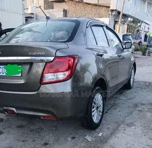 Suzuki Dzire 2022 Gray