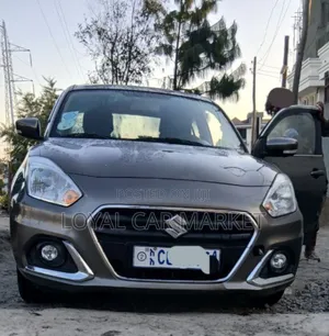 Photo - Suzuki Dzire 2022 Gray