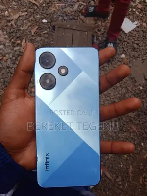 Photo - Infinix Hot 30i 128 GB Blue