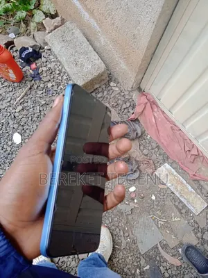 Infinix Hot 30i 128 GB Blue