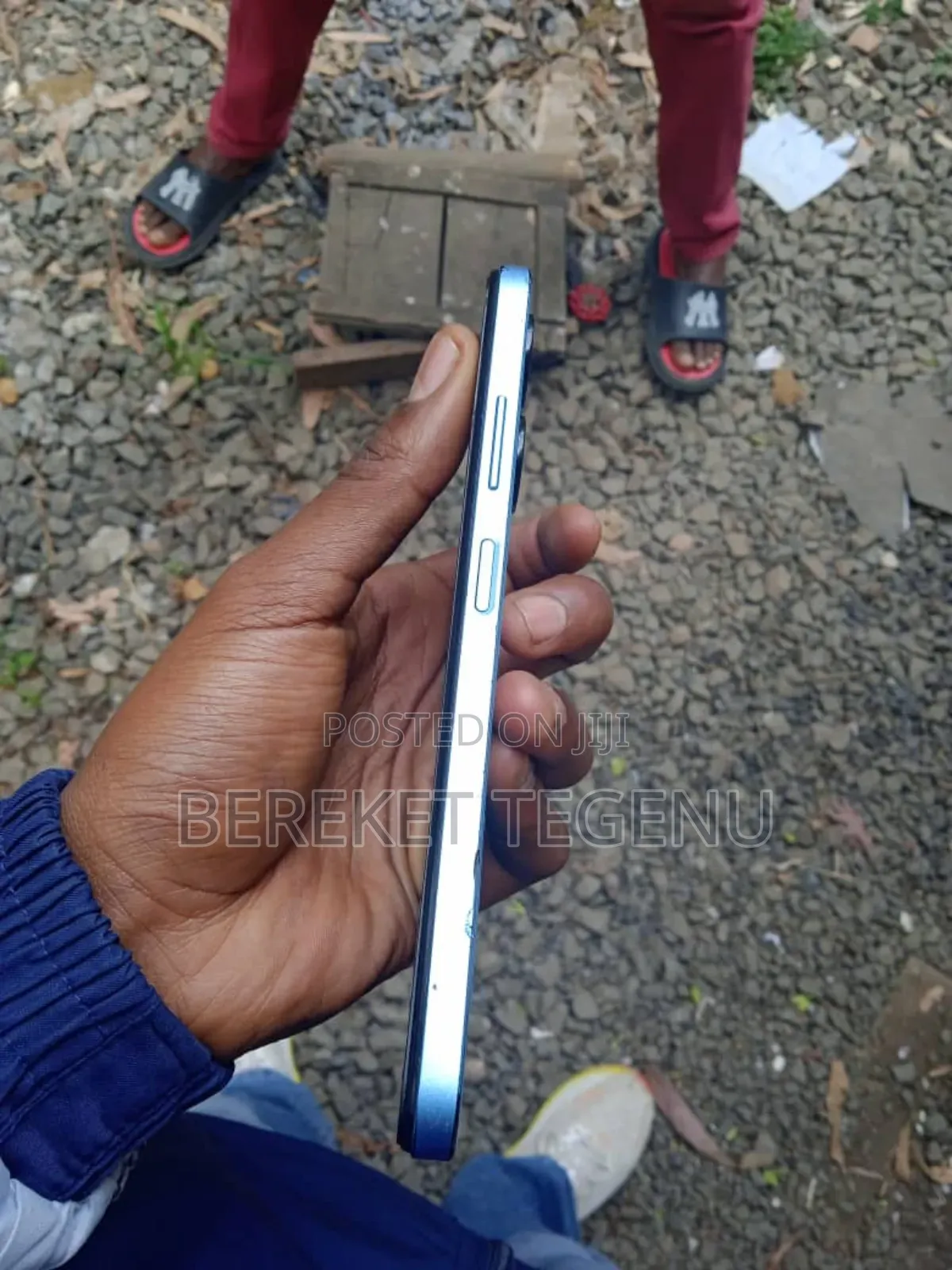 Infinix Hot 30i 128 GB Blue