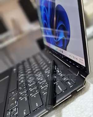 Photo - New Laptop HP Spectre X360 16GB Intel Core I7 SSD 1T
