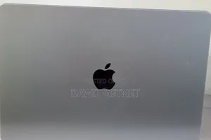 New Laptop Apple MacBook Air 2022 M2 8GB Apple M2 SSD 256GB