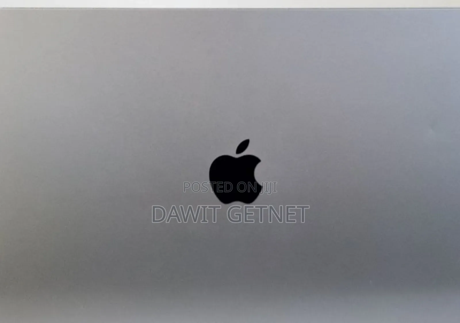 New Laptop Apple MacBook Air 2022 M2 8GB Apple M2 SSD 256GB