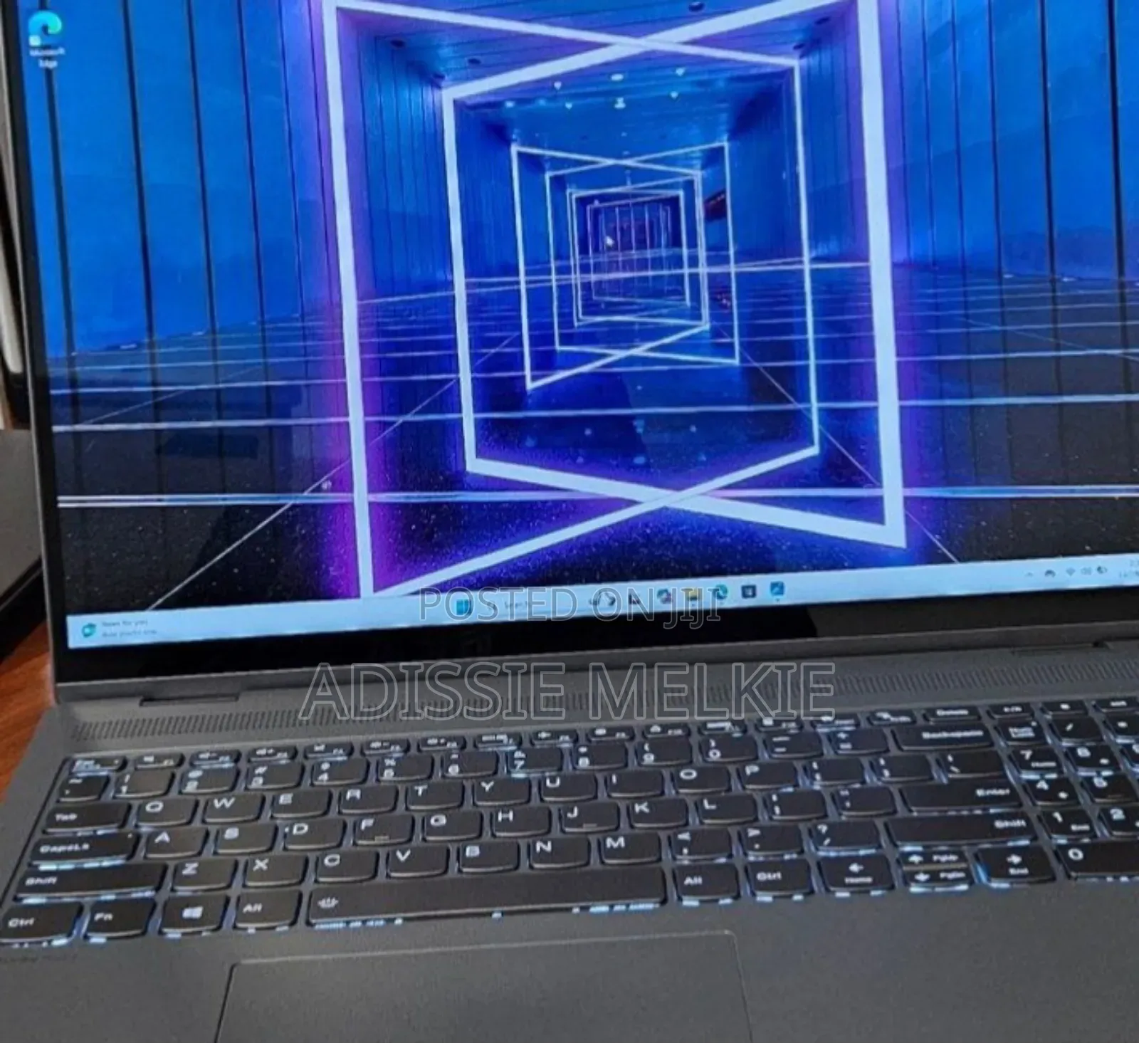 New Laptop Lenovo Yoga 7i 16GB Intel Core I7 SSD 512GB