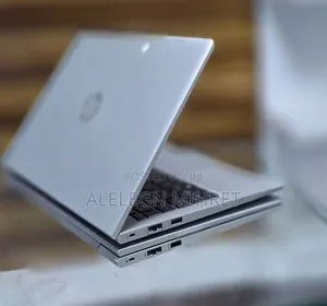 Photo - New Laptop HP ProBook 440 G9 16GB Intel Core I7 SSD 1T