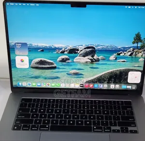Photo - New Laptop Apple MacBook Air 2022 M2 16GB Apple M2 SSD 256GB