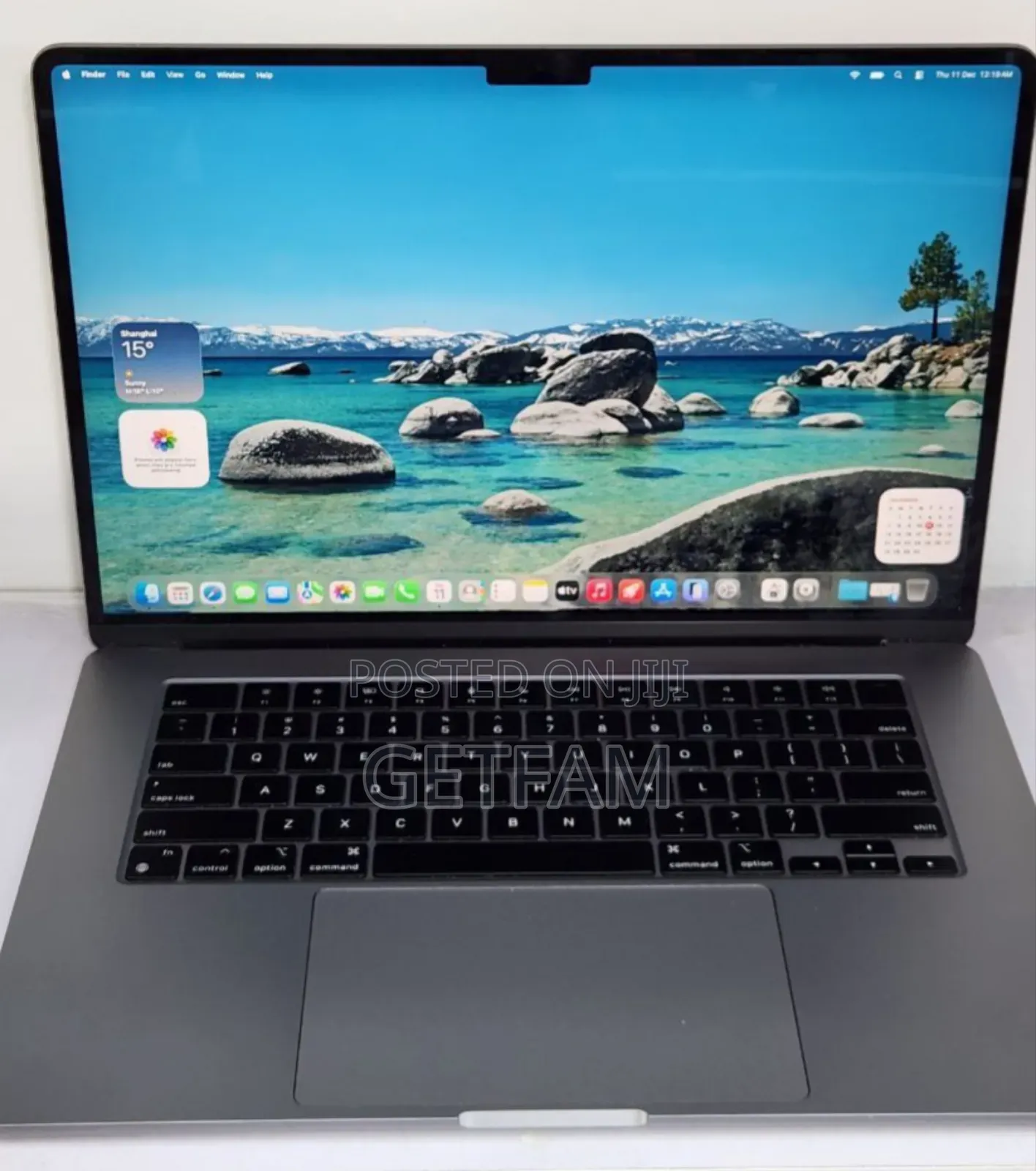 New Laptop Apple MacBook Air 2022 M2 16GB Apple M2 SSD 256GB