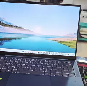 New Laptop Lenovo Yoga 7i 16GB Intel Core I7 SSD 1T