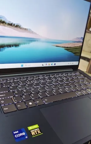 New Laptop Lenovo Yoga 7i 16GB Intel Core I7 SSD 1T