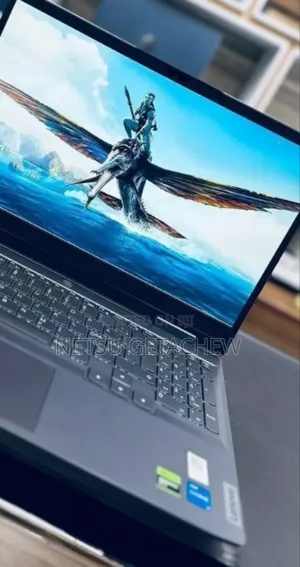 New Laptop Lenovo LOQ 15IRH8 16GB Intel Core I5 SSD 512GB