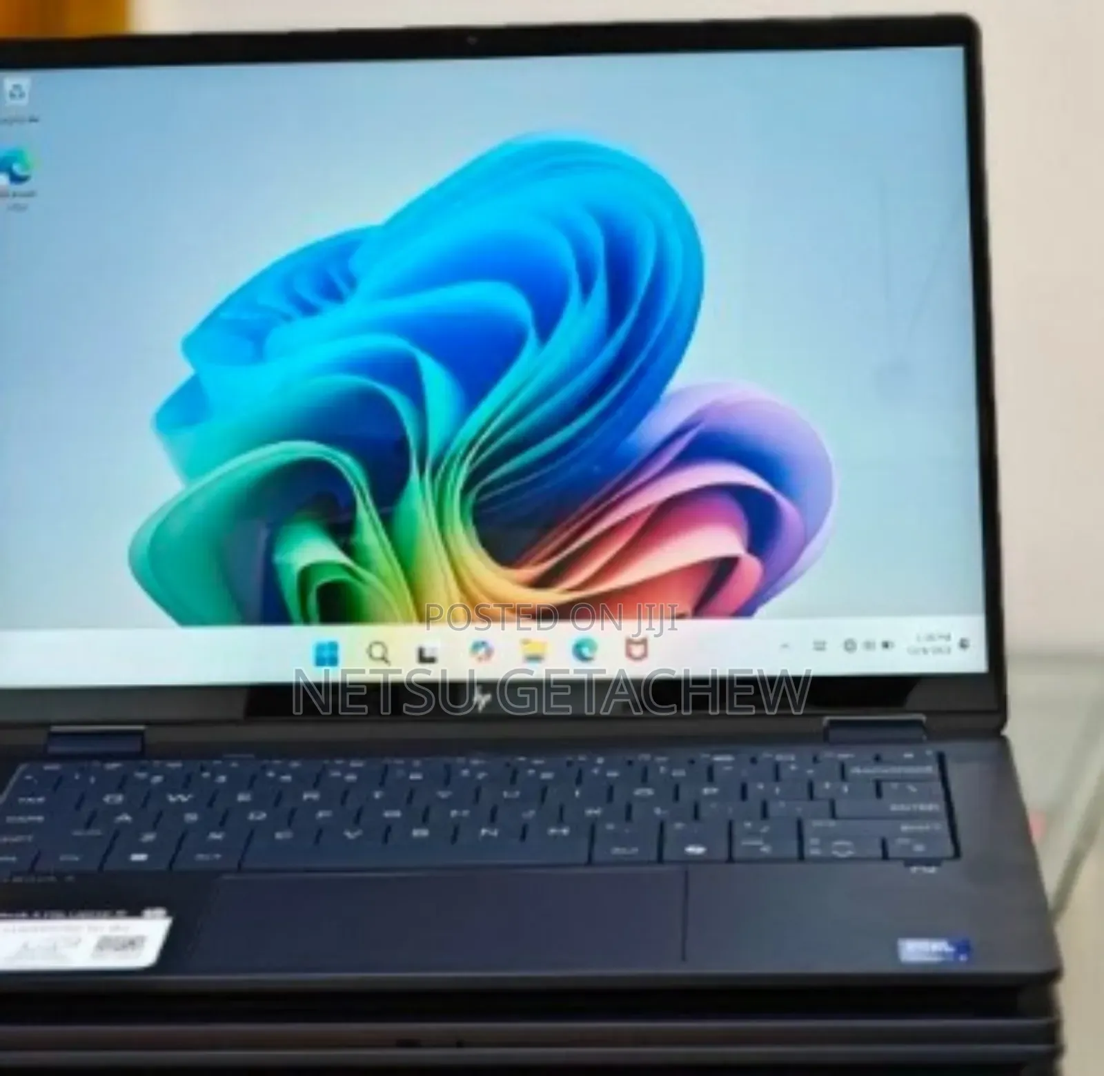 New Laptop HP OmniBook X Flip 14" 16GB Intel Core Ultra 7 SSD 1T