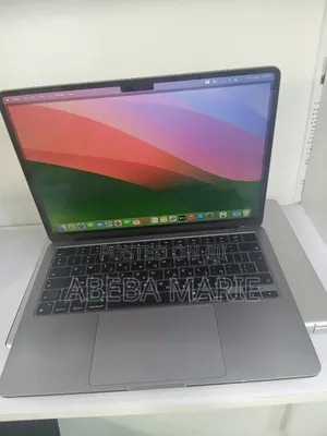 New Laptop Apple MacBook Air 2022 M2 16GB Apple M2 SSD 256GB