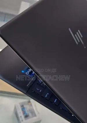 Photo - New Laptop HP Spectre 13 16GB Intel Core I7 SSD 1T