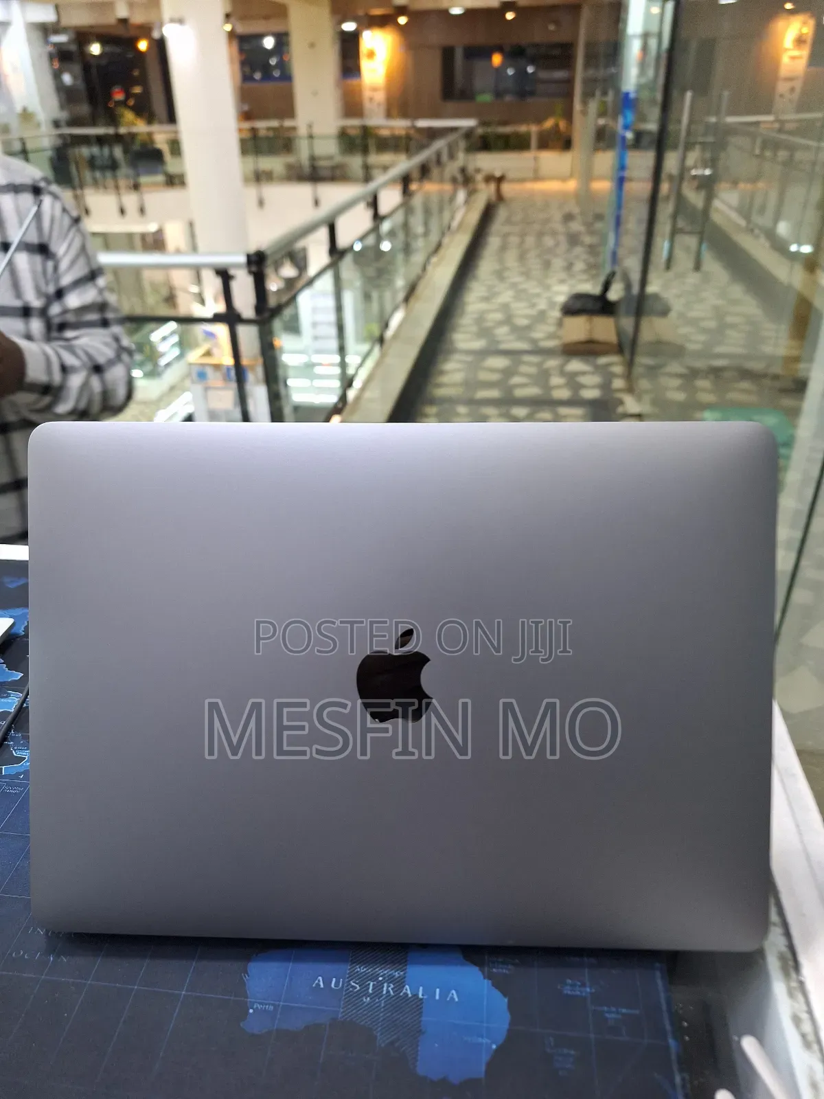 New Laptop Apple MacBook Pro 2022 M2 8GB Apple M2 SSD 256GB