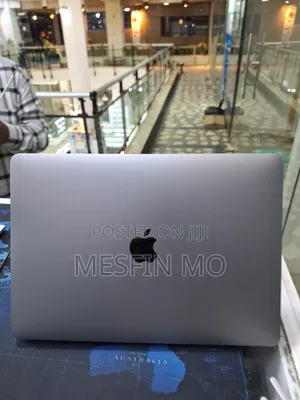 New Laptop Apple MacBook Pro 2022 M2 8GB Apple M2 SSD 256GB