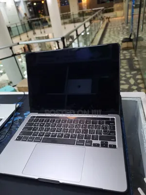New Laptop Apple MacBook Pro 2022 M2 8GB Apple M2 SSD 256GB
