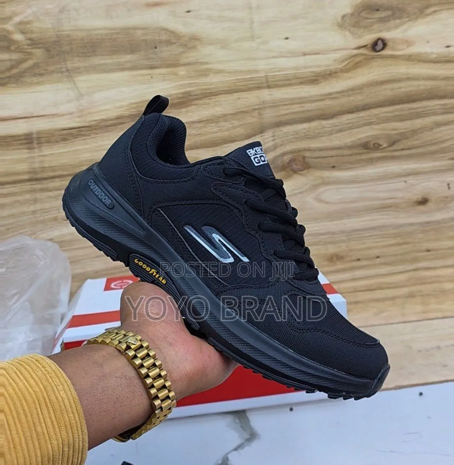 Skechers Out Door Good Year Fashion Sneaker