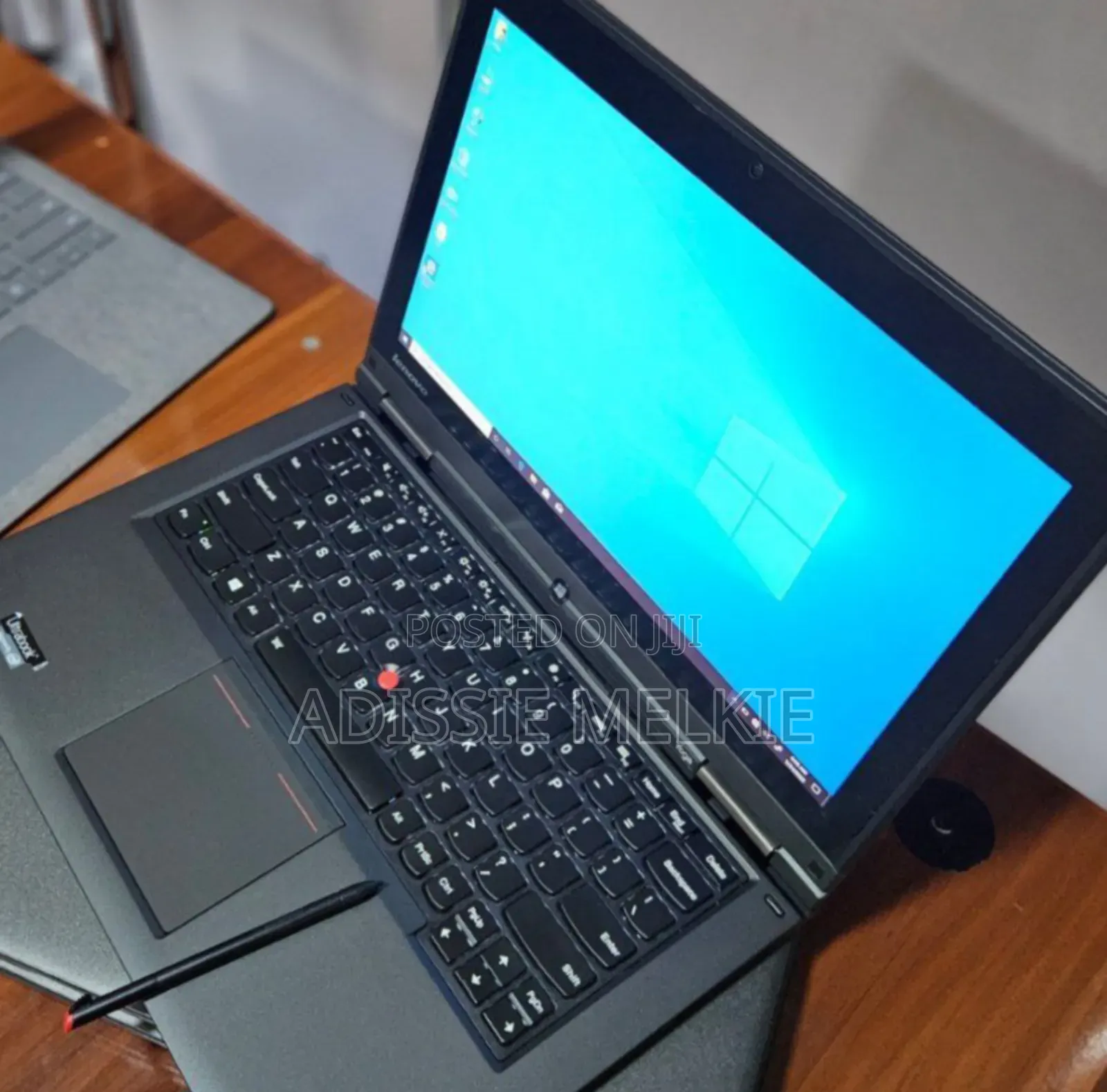 New Laptop Lenovo ThinkPad Yoga 8GB Intel Core I5 SSD 500GB