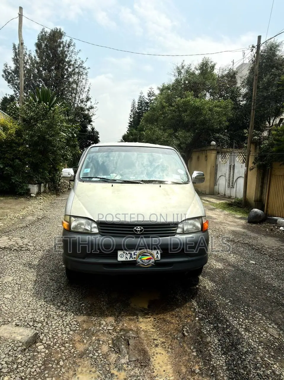 Toyota HiAce 2005 Silver