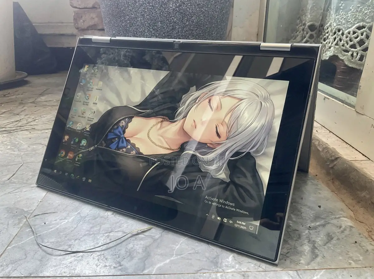 Laptop Dell Inspiron 11 3000 4GB Intel Celeron HDD+SSD 512GB