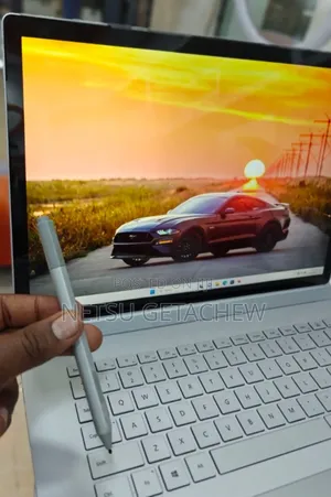 New Laptop Microsoft Surface Book 2 16GB Intel Core I7 SSD 512GB